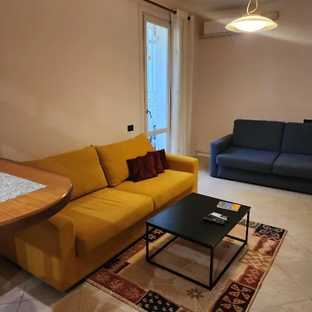 29 Apartment